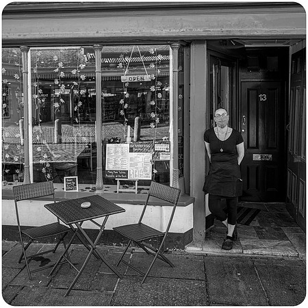 Montys Cafe